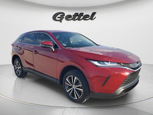 Pearl 2023 Toyota Venza LE