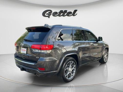 Granite Crystal Clearcoat Metallic 2020 Jeep Grand Cherokee Overland