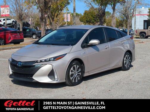 2022 Toyota Prius Prime XLE
