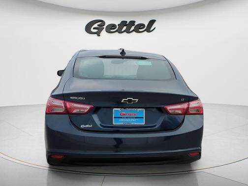 Blue Metallic 2022 Chevrolet Malibu LT