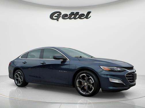 Blue Metallic 2022 Chevrolet Malibu LT