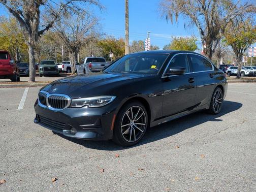 2019 BMW 330 i