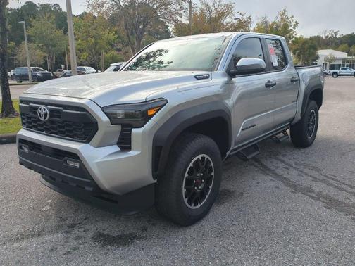 2025 Toyota Tacoma Hybrid TRD Off Road