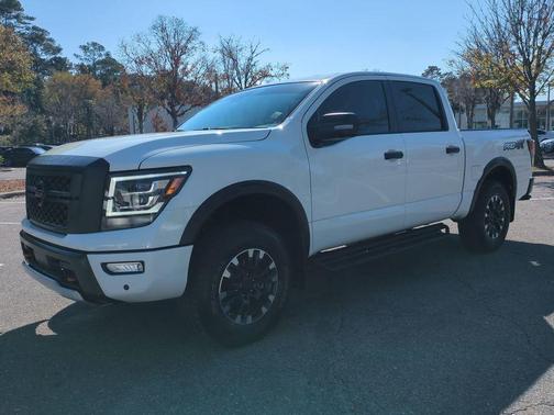 2022 Nissan Titan PRO-4X