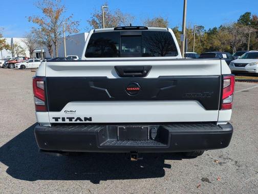 2022 Nissan Titan PRO-4X