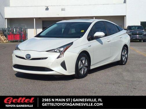 2017 Toyota Prius One