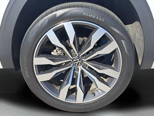 2023 Volkswagen Atlas 3.6L SEL Premium R-Line