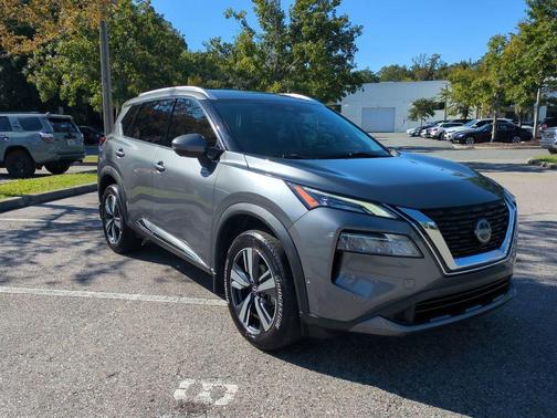 2023 Nissan Rogue SL