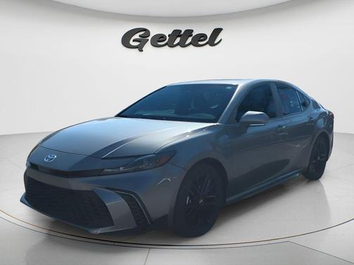 Metal 2026 Toyota Camry SE