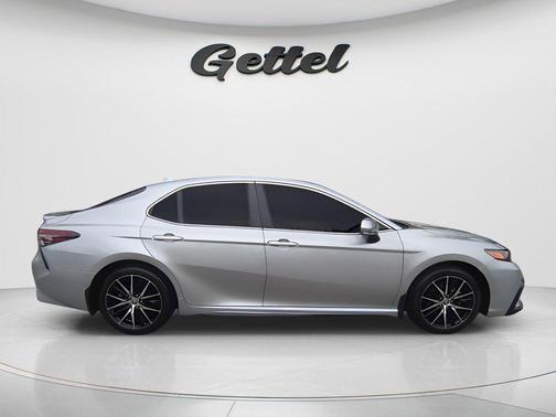 Celestial Silver Metallic 2024 Toyota Camry SE