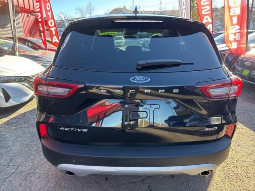 2025 Ford Escape Active
