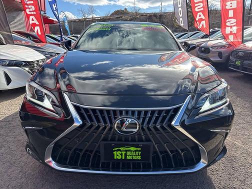 2024 Lexus ES 300h Base