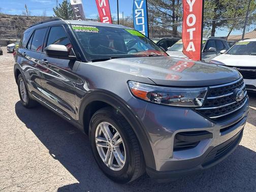 Carbonized Gray Metallic 2022 Ford Explorer XLT