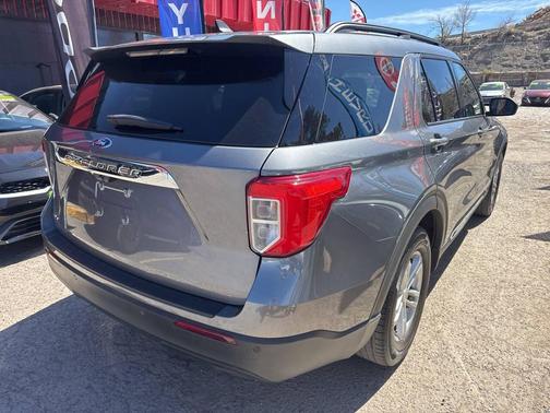 Carbonized Gray Metallic 2022 Ford Explorer XLT