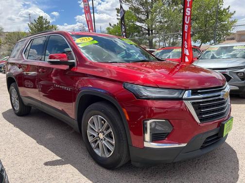 Radiant Red Tintcoat 2023 Chevrolet Traverse LT Cloth