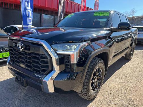2022 Toyota Tundra SR5