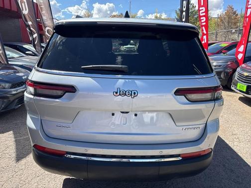2023 Jeep Grand Cherokee L Laredo