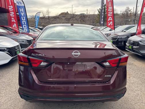 2025 Nissan Altima 2.5 SV