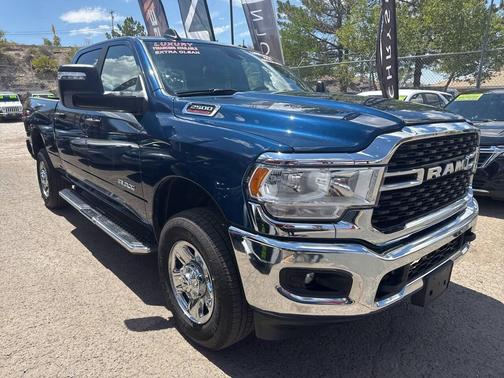 2024 RAM 2500 Big Horn Crew Cab 4x4 6'4' Box