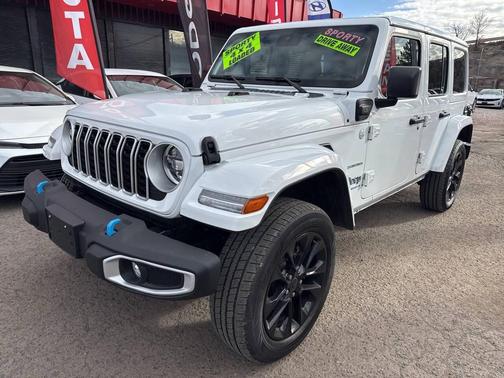 2024 Jeep Wrangler 4xe Sahara