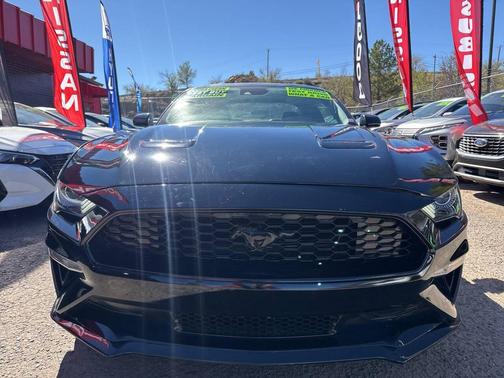 2022 Ford Mustang EcoBoost Premium