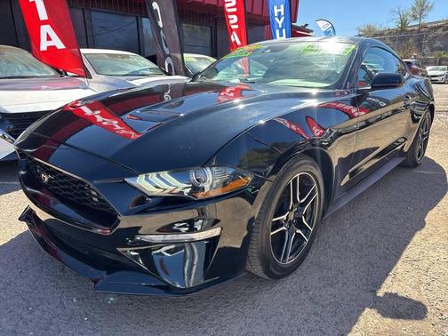 2022 Ford Mustang EcoBoost Premium