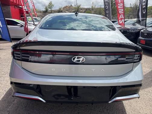 Aero Silver 2025 Hyundai SONATA SEL