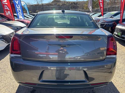 2023 Chrysler 300 Touring