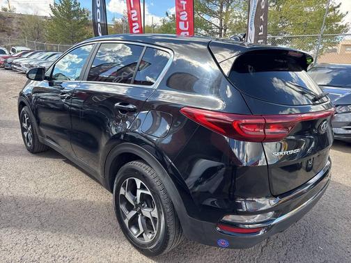 2022 Kia Sportage LX