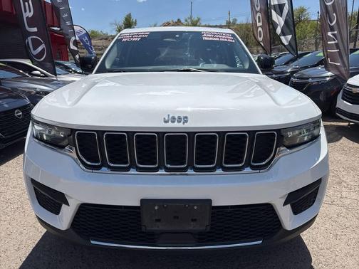 2023 Jeep Grand Cherokee Laredo