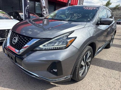2023 Nissan Murano SL FWD