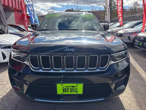 2023 Jeep Grand Cherokee Laredo