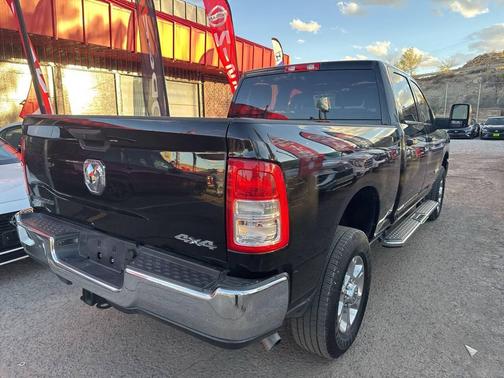 2024 RAM 2500 Big Horn Crew Cab 4x4 6'4' Box