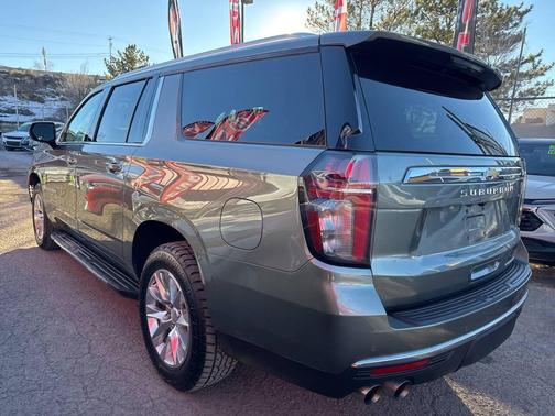 2023 Chevrolet Suburban Premier