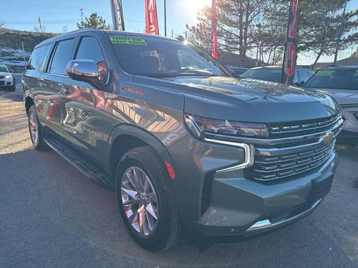 2023 Chevrolet Suburban Premier