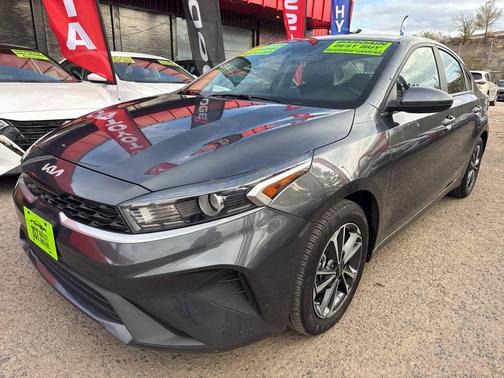 2024 Kia Forte LXS