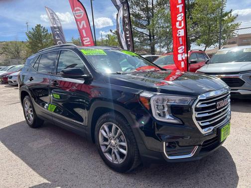 Ebony Twilight Metallic 2022 GMC Terrain SLT