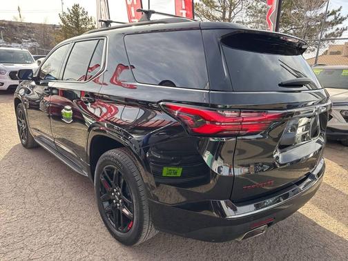 2022 Chevrolet Traverse Premier