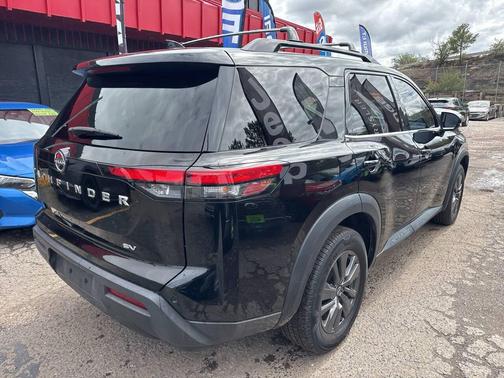 Super Black 2022 Nissan Pathfinder SV 2WD
