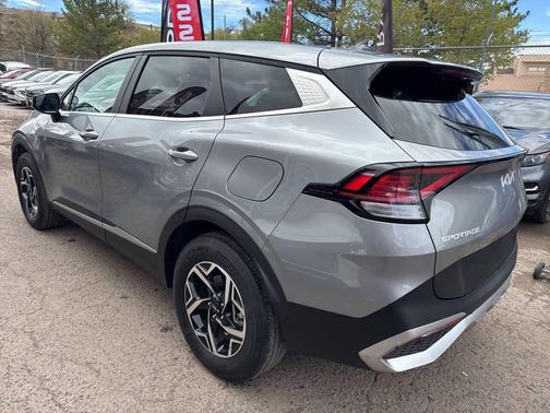 2024 Kia Sportage LX
