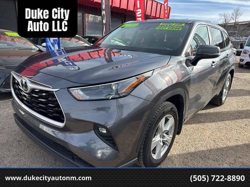 2024 Toyota Highlander LE