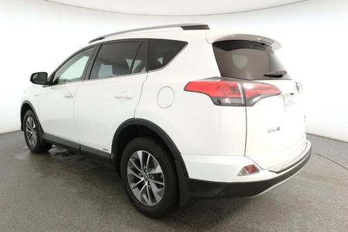 2018 Toyota RAV4 Hybrid XLE