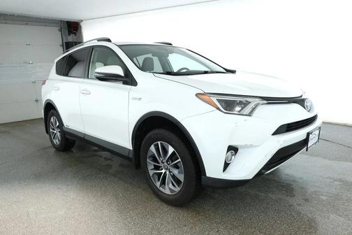 2018 Toyota RAV4 Hybrid XLE