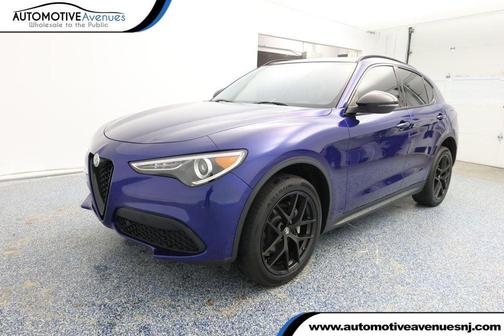 2021 Alfa Romeo Stelvio Base