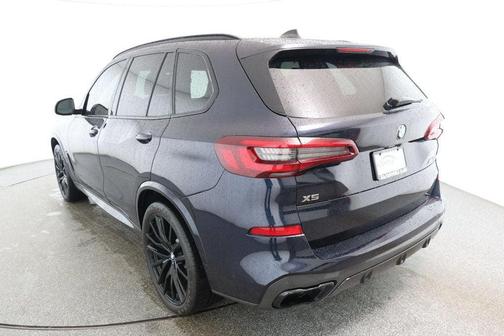 2022 BMW X5 M50i