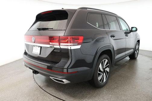 2024 Volkswagen Atlas 2.0T SE w/Technology 4MOTION