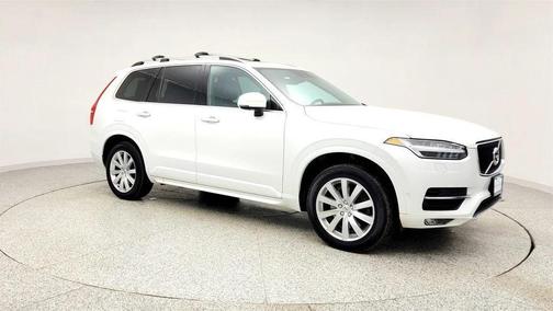 2017 Volvo XC90 T6 Momentum