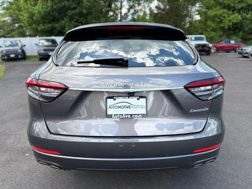 Grigio Maratea Metallic 2022 Maserati Levante GT