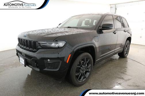 2025 Jeep Grand Cherokee 4xe Anniversary Edition