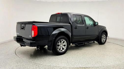 Magnetic Black Pearl 2021 Nissan Frontier SV